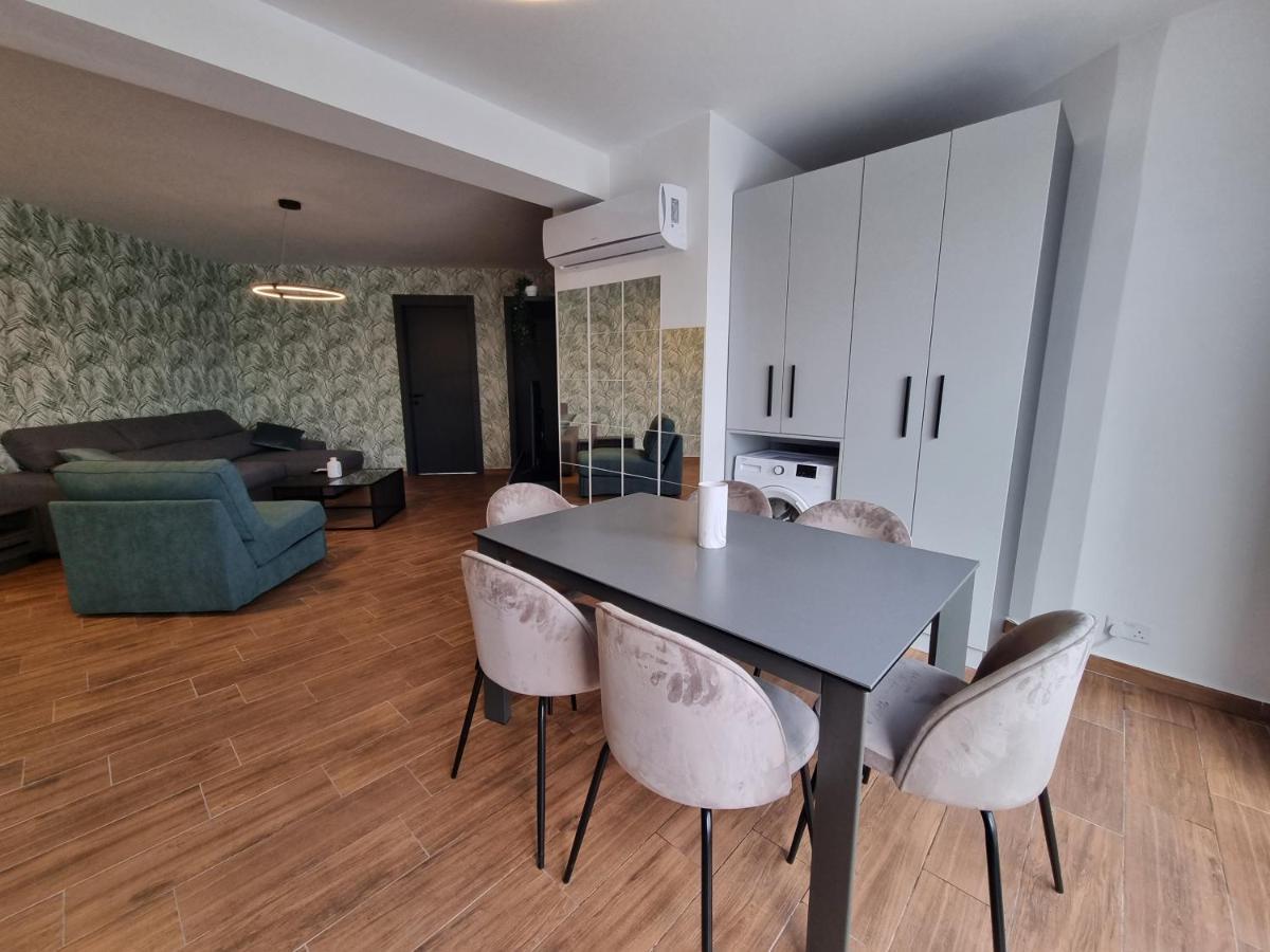 Korzo Suites Msida Luxury Penthouse With Pool Exteriör bild